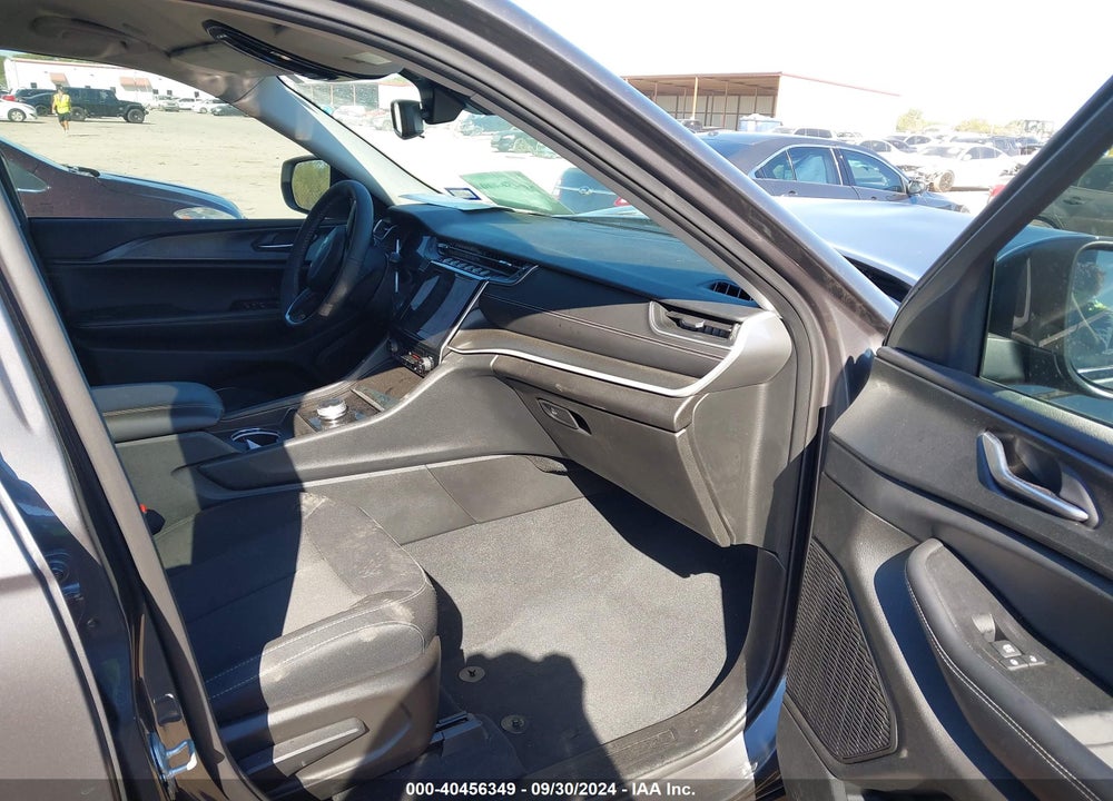 2024 CHEROKEE JEEP GRAND  L LAREDO 4X4 VIN: 1C4RJKAG2R8919105