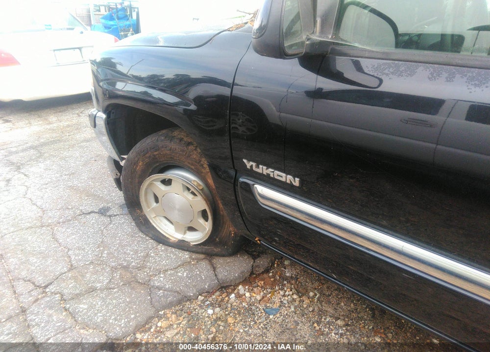 2005 GMC YUKON SLE VIN: 1GKEC13V85J245497