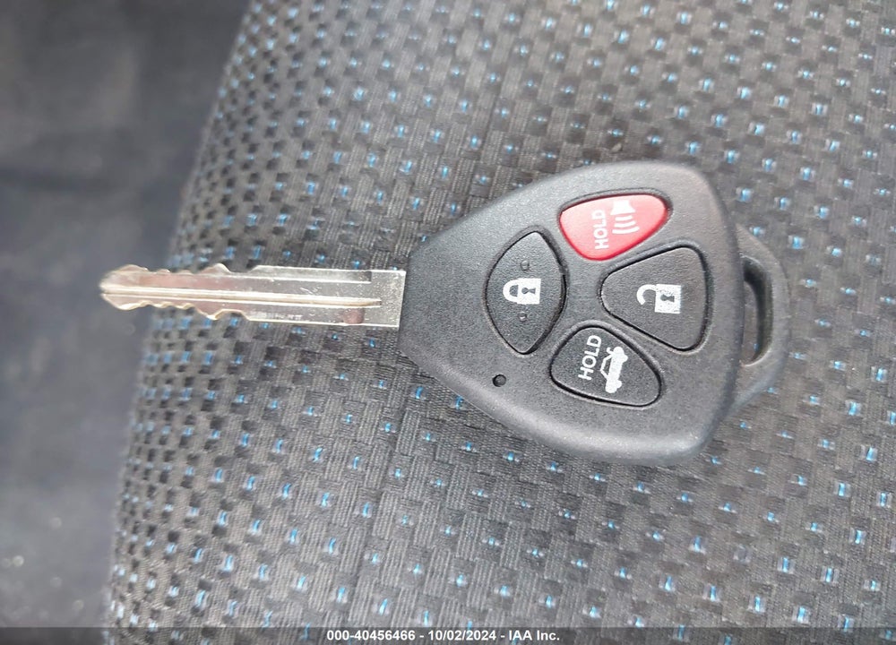 2010 TOYOTA COROLLA LE VIN: 2T1BU4EE6AC364813
