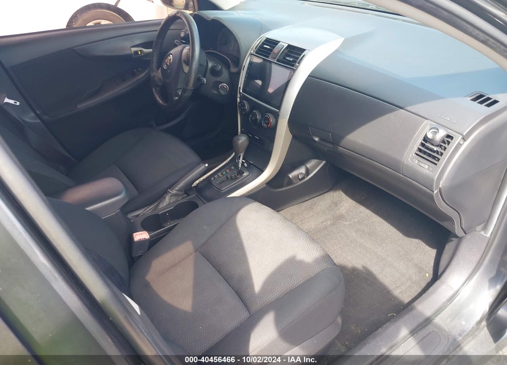 2010 TOYOTA COROLLA LE VIN: 2T1BU4EE6AC364813