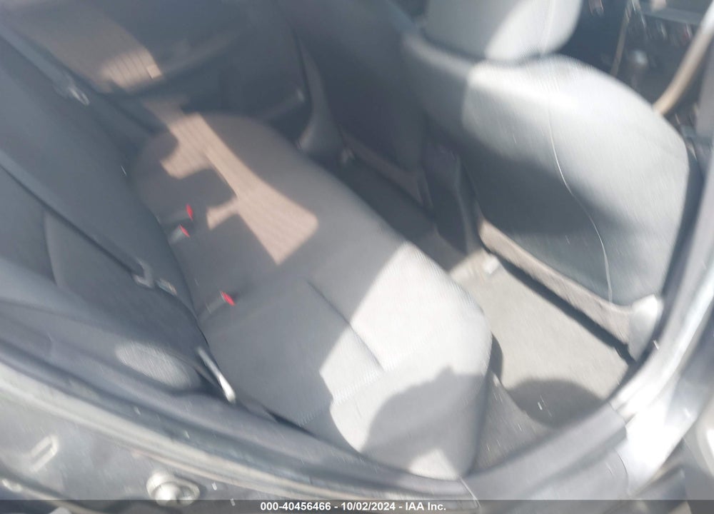 2010 TOYOTA COROLLA LE VIN: 2T1BU4EE6AC364813