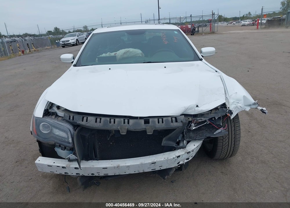 2014 CHRYSLER 300 VIN: 2C3CCABG2EH330377