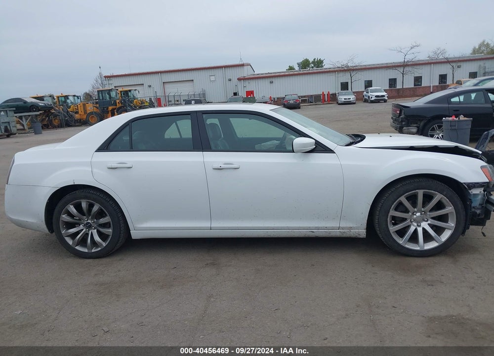 2014 CHRYSLER 300 VIN: 2C3CCABG2EH330377