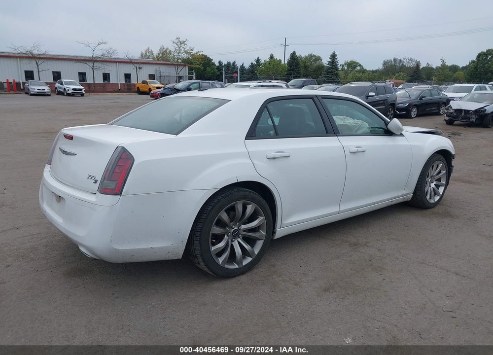 2014 CHRYSLER 300 VIN: 2C3CCABG2EH330377