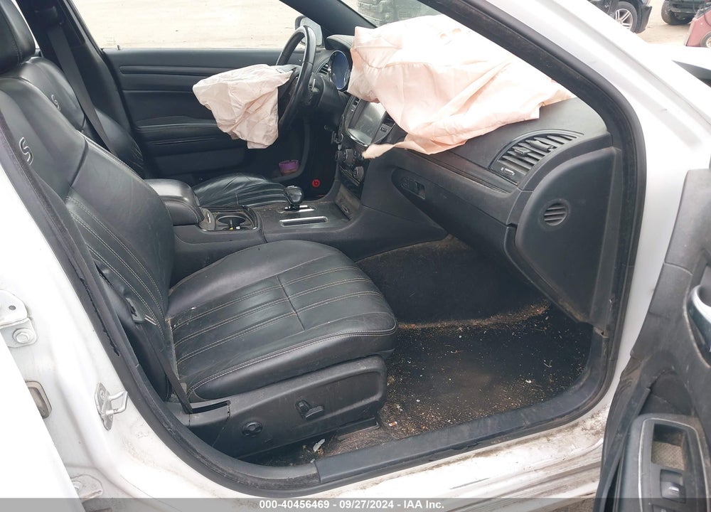 2014 CHRYSLER 300 VIN: 2C3CCABG2EH330377