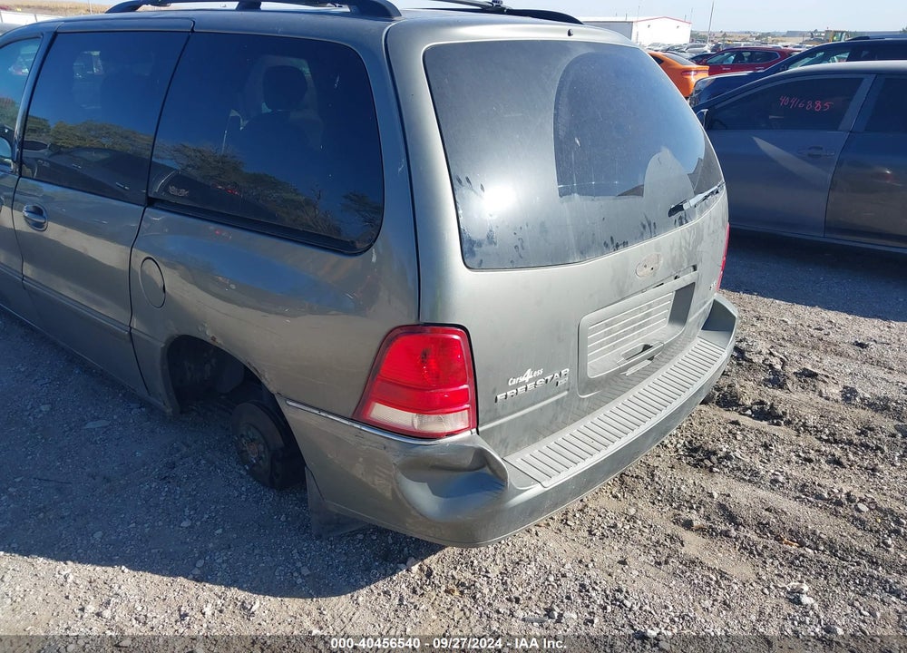 2004 FORD FREESTAR SEL VIN: 2FMZA52244BA82640