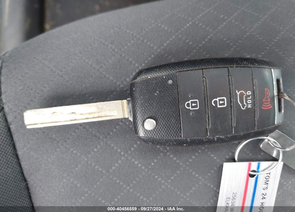 2020 KIA SORENTO 2.4L LX VIN: 5XYPG4A30LG660628