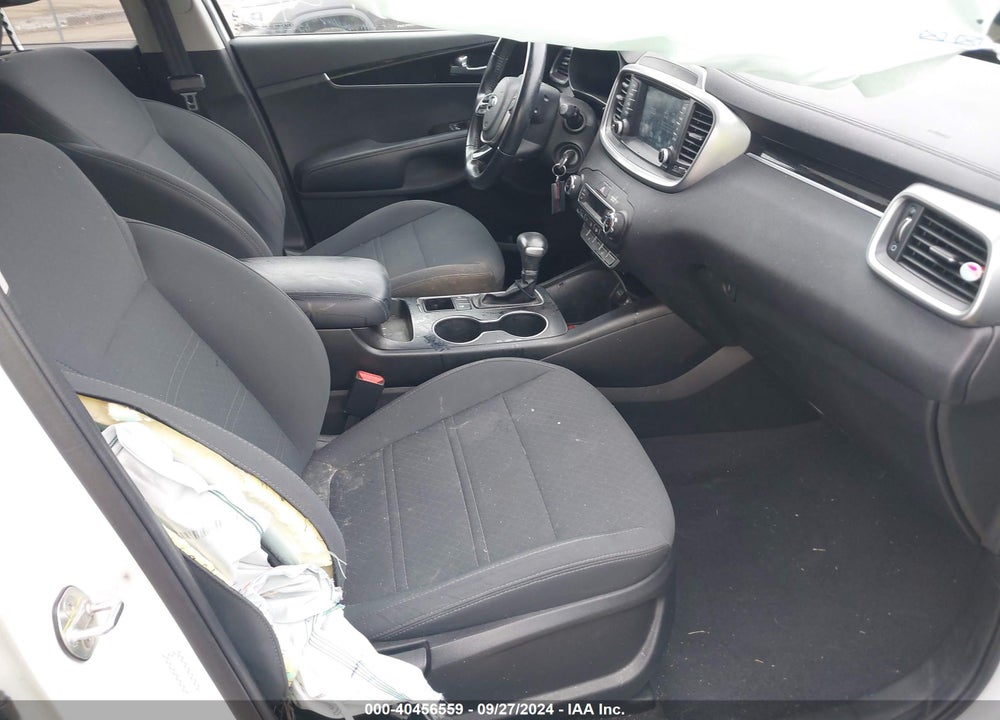 2020 KIA SORENTO 2.4L LX VIN: 5XYPG4A30LG660628