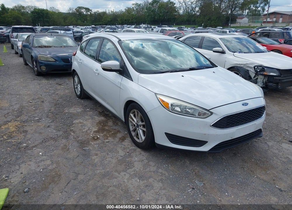 2016 FORD FOCUS SE VIN: 1FADP3K23GL392287