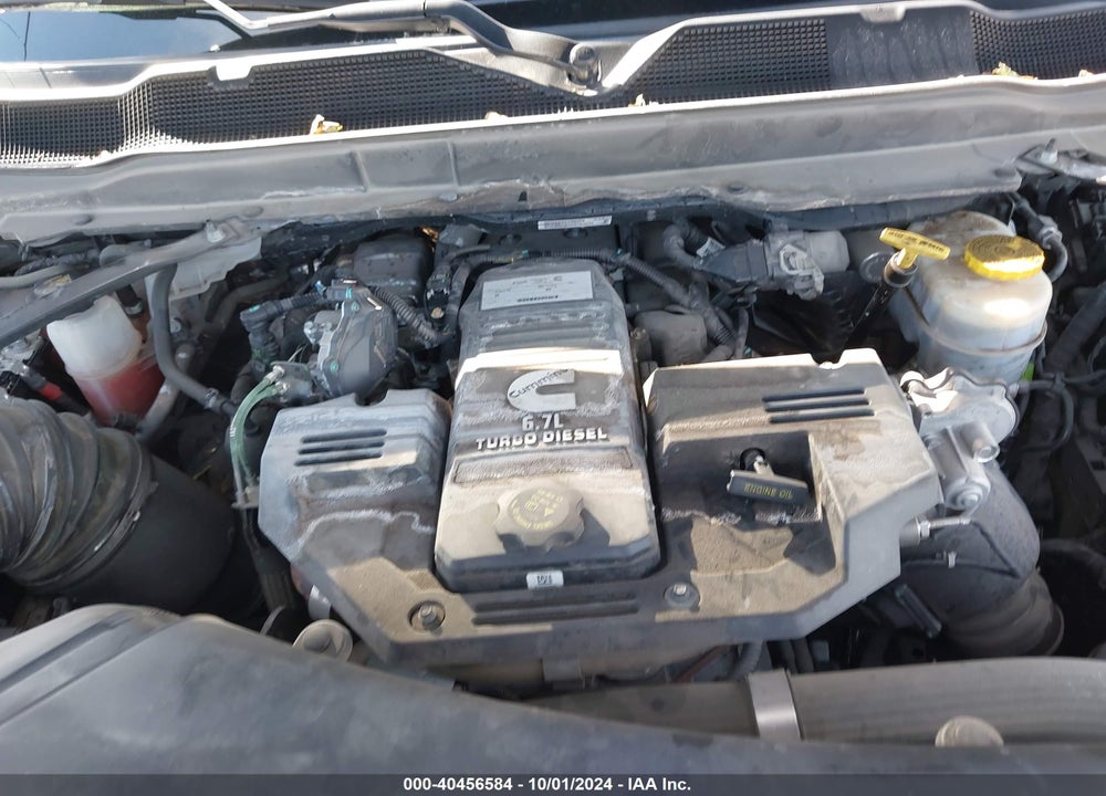 2022 RAM 3500 TRADESMAN  4X4 8' BOX VIN: 3C63RRGLXNG379297