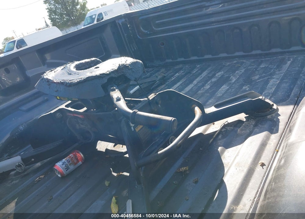 2022 RAM 3500 TRADESMAN  4X4 8' BOX VIN: 3C63RRGLXNG379297