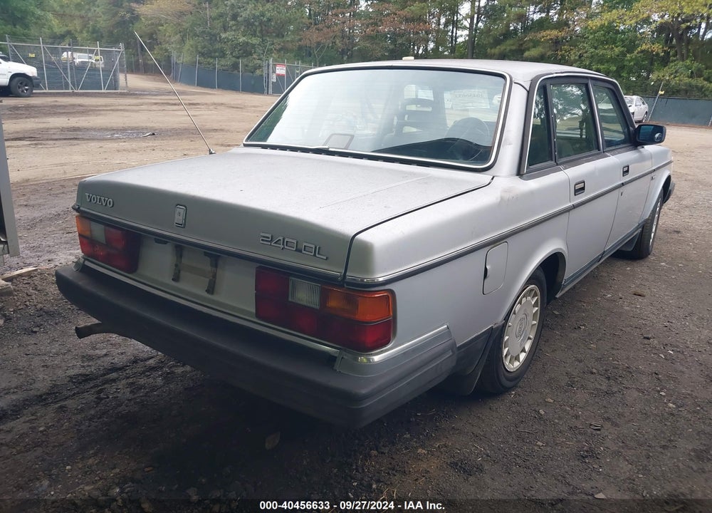 1988 VOLVO 244 DL/GL VIN: YV1AX8849J1306061