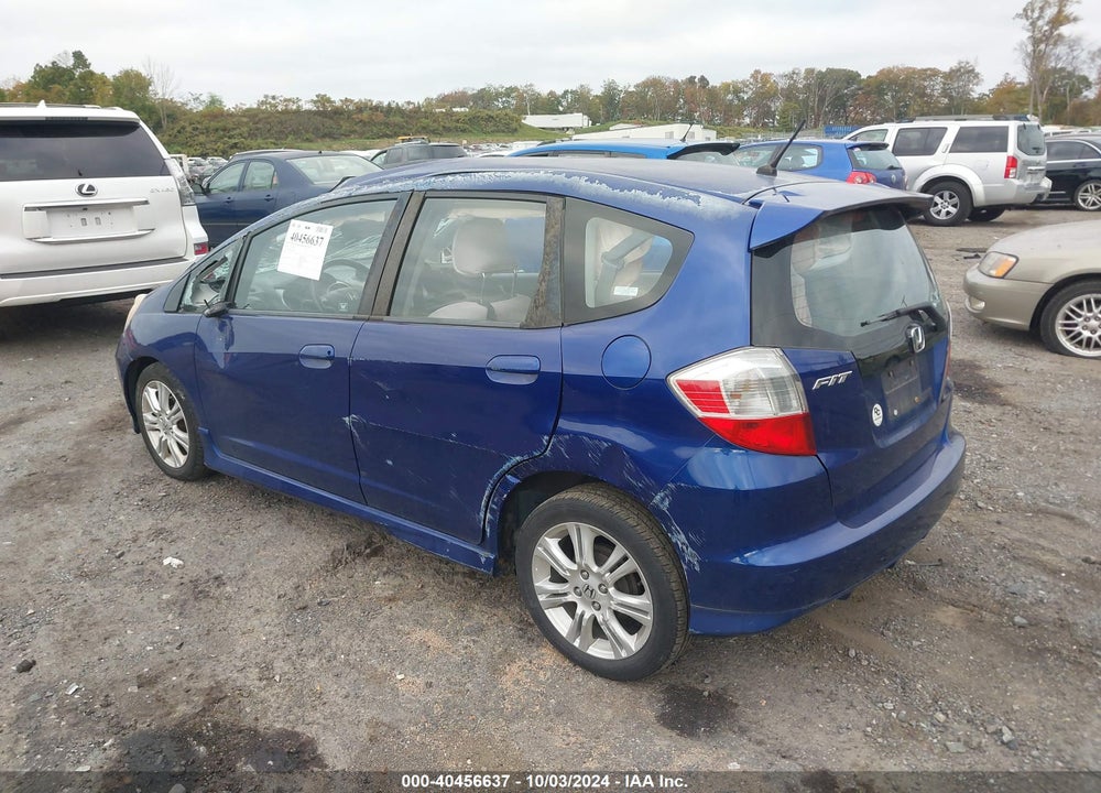 2009 HONDA FIT SPORT VIN: JHMGE884X9S041922