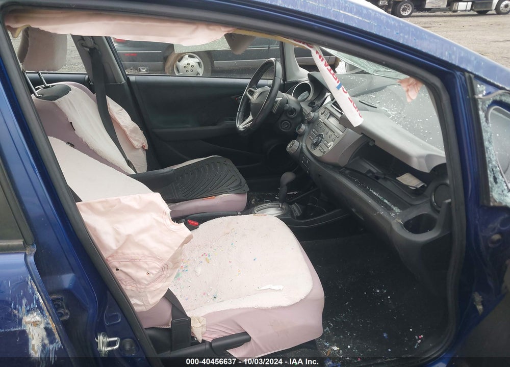 2009 HONDA FIT SPORT VIN: JHMGE884X9S041922