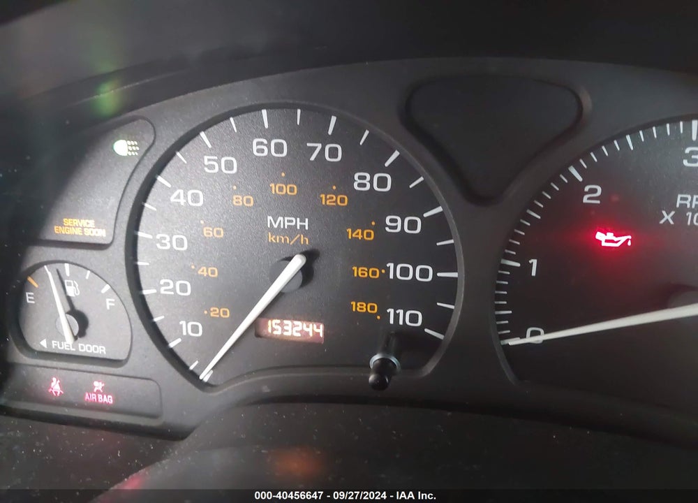 2002 SATURN S-SERIES SL1 VIN: 1G8ZH52852Z263187