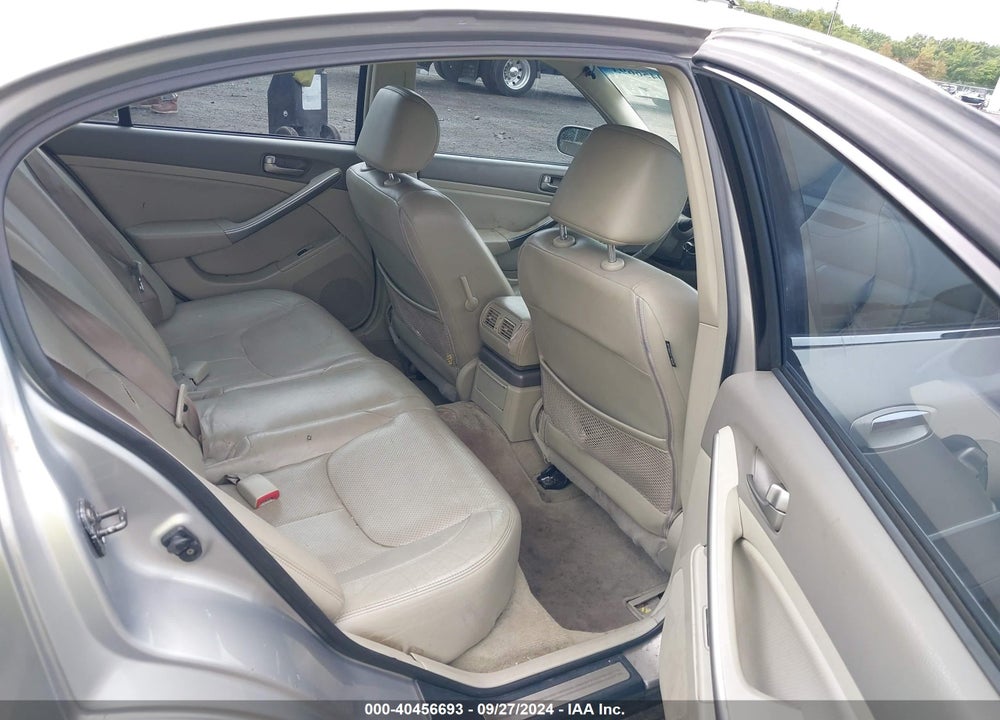 2004 INFINITI G35X VIN: JNKCV51F54M716288