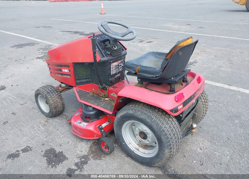 1995 TORO 72046 VIN: 7900506