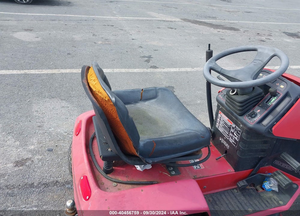 1995 TORO 72046 VIN: 7900506