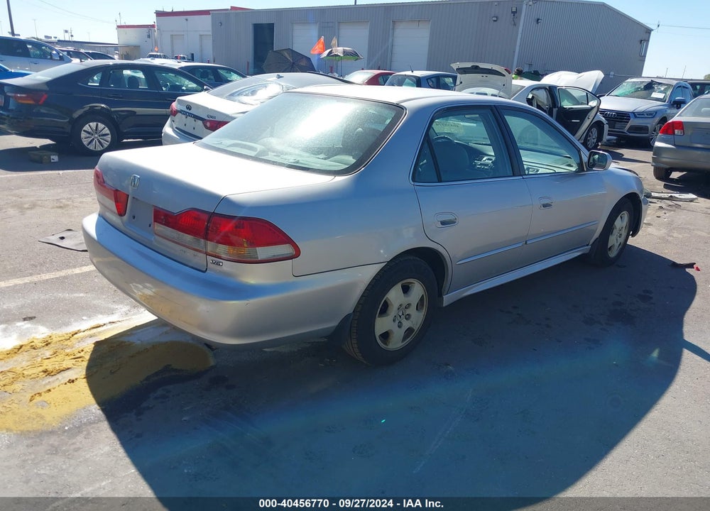 2001 HONDA ACCORD 3.0 EX VIN: 1HGCG16501A061170