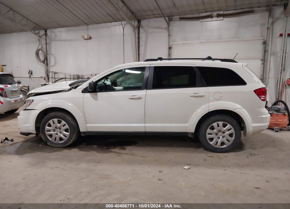 2018 DODGE JOURNEY SE VIN: 3C4PDCAB7JT195961
