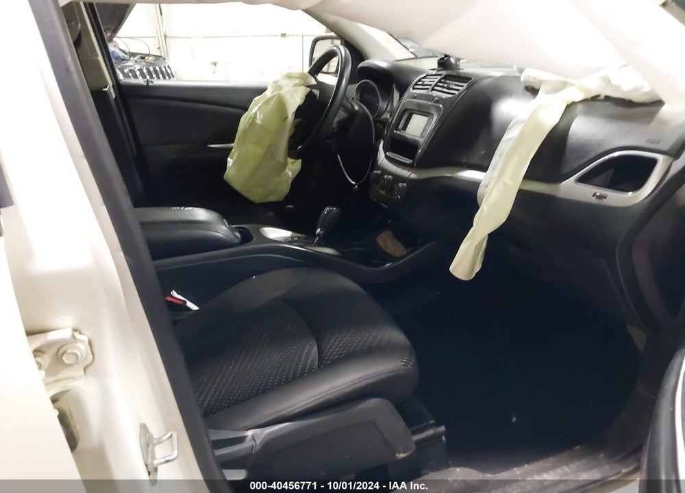 2018 DODGE JOURNEY SE VIN: 3C4PDCAB7JT195961