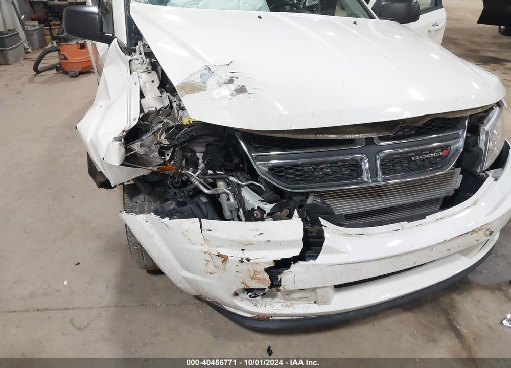2018 DODGE JOURNEY SE VIN: 3C4PDCAB7JT195961