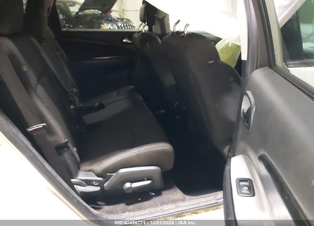 2018 DODGE JOURNEY SE VIN: 3C4PDCAB7JT195961