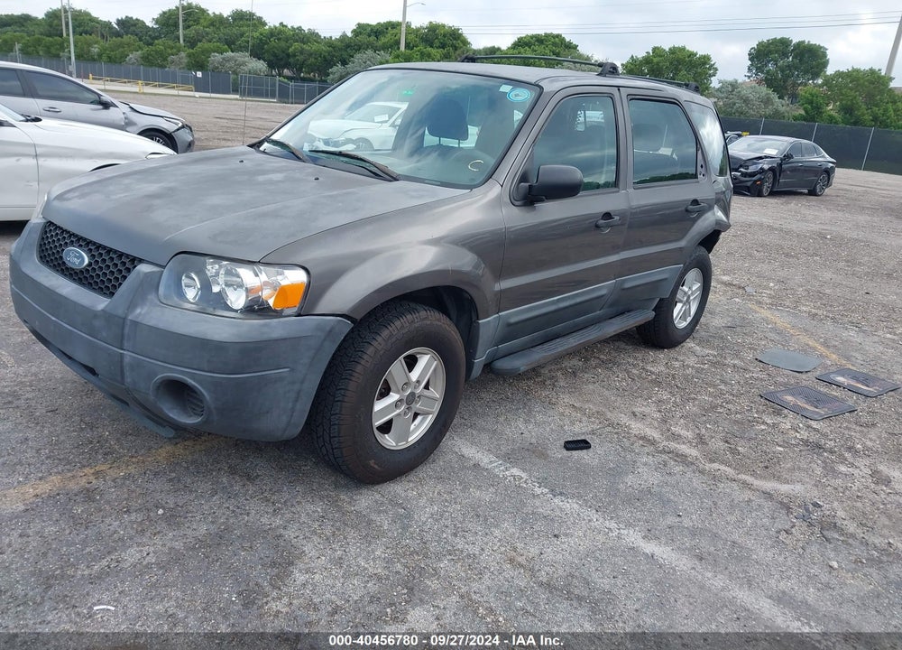 2005 FORD ESCAPE XLS VIN: 1FMYU02Z85KA01648