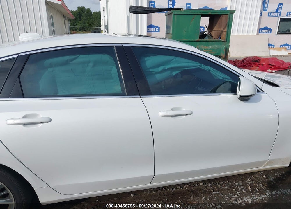 2017 VOLVO S90 T6 MOMENTUM VIN: YV1A22MK9H1012153