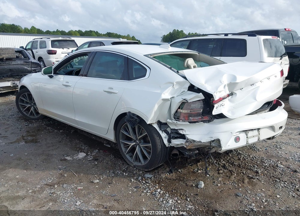 2017 VOLVO S90 T6 MOMENTUM VIN: YV1A22MK9H1012153