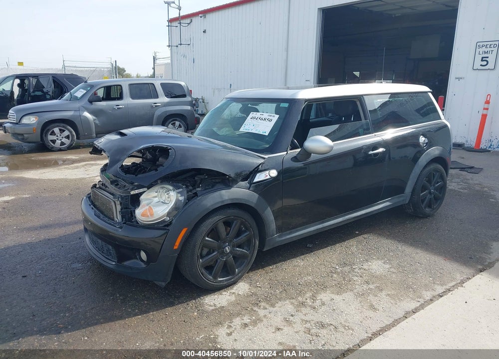 2010 MINI COOPER S CLUBMAN VIN: WMWMM3C52ATP94088