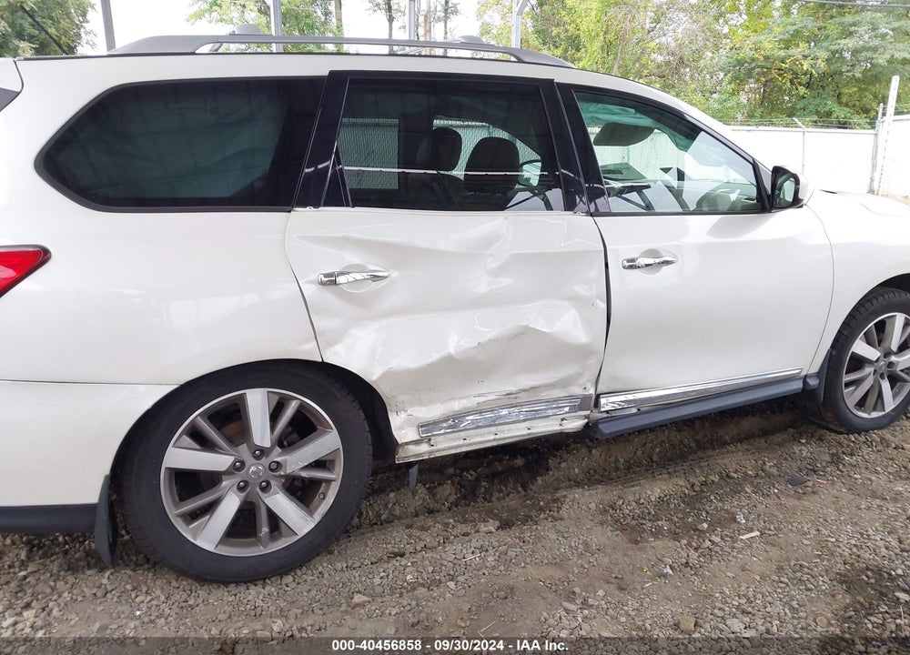 2015 NISSAN PATHFINDER PLATINUM VIN: 5N1AR2MM9FC603678