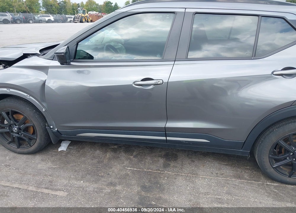 2021 NISSAN KICKS SR XTRONIC CVT VIN: 3N1CP5DV9ML506112