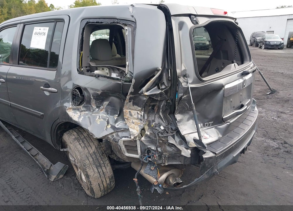 2012 HONDA PILOT EX VIN: 5FNYF3H42CB043903