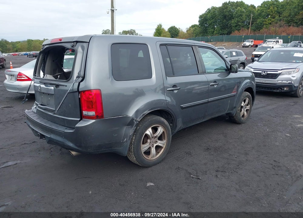 2012 HONDA PILOT EX VIN: 5FNYF3H42CB043903