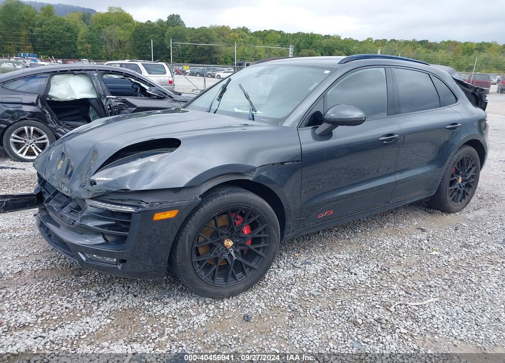 2018 PORSCHE MACAN GTS VIN: WP1AG2A54JLB65277