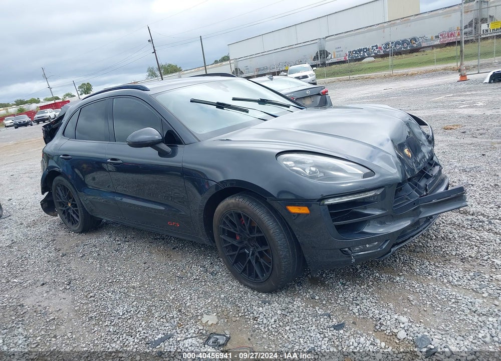 2018 PORSCHE MACAN GTS VIN: WP1AG2A54JLB65277