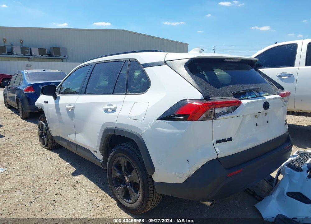 2021 TOYOTA RAV4 HYBRID LE VIN: JTMLWRFV1MD120360