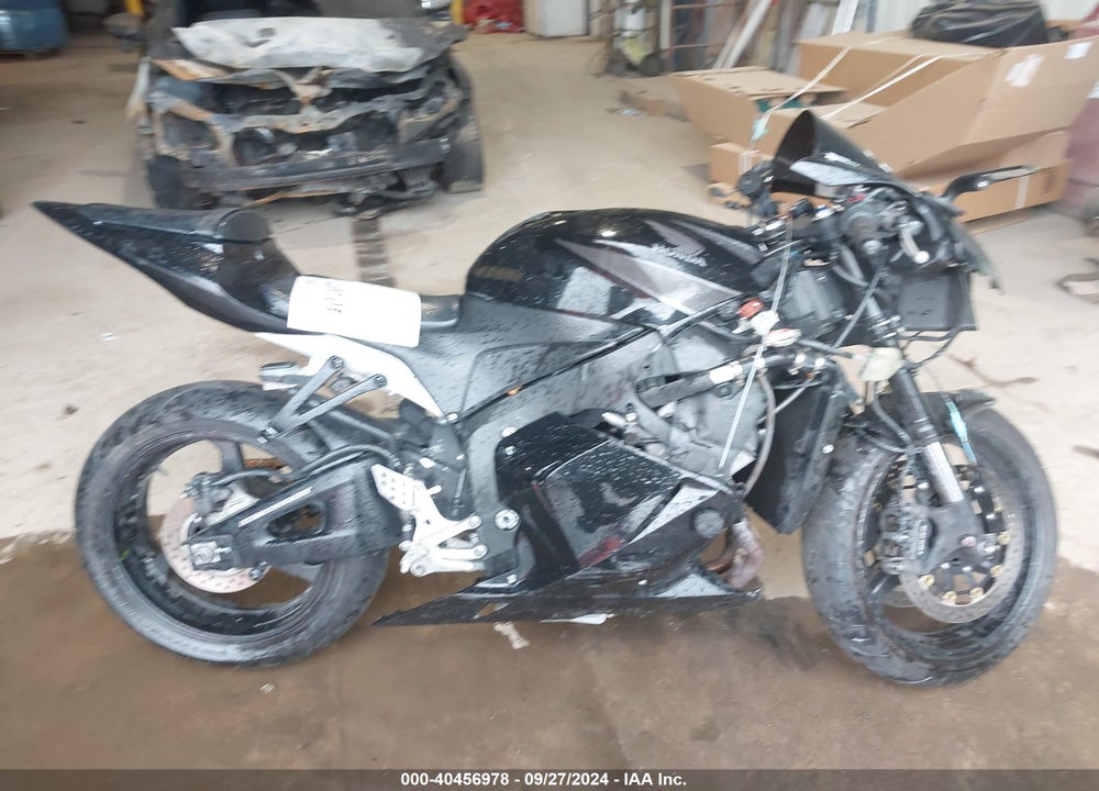 2009 HONDA CBR600 RR VIN: JH2PC40029K204675