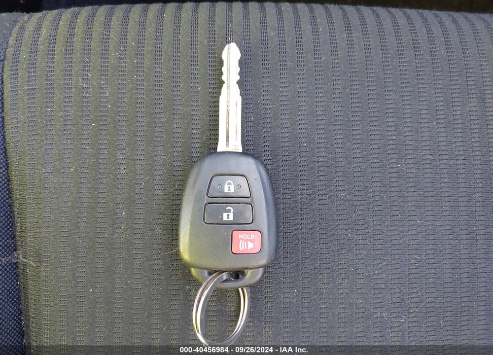 2016 TOYOTA RAV4 LE VIN: 2T3BFREV1GW471774