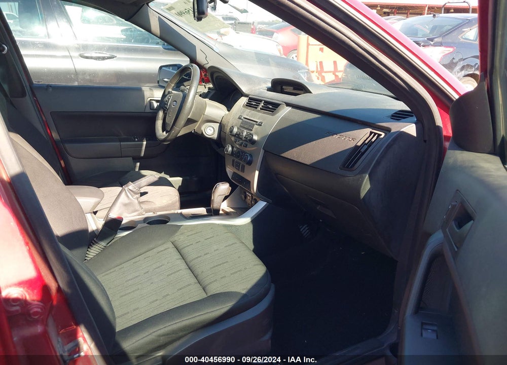 2011 FORD FOCUS SE VIN: 1FAHP3FN9BW179356