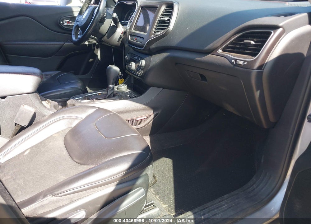 2020 CHEROKEE JEEP  TRAILHAWK 4X4 VIN: 1C4PJMBX0LD633172