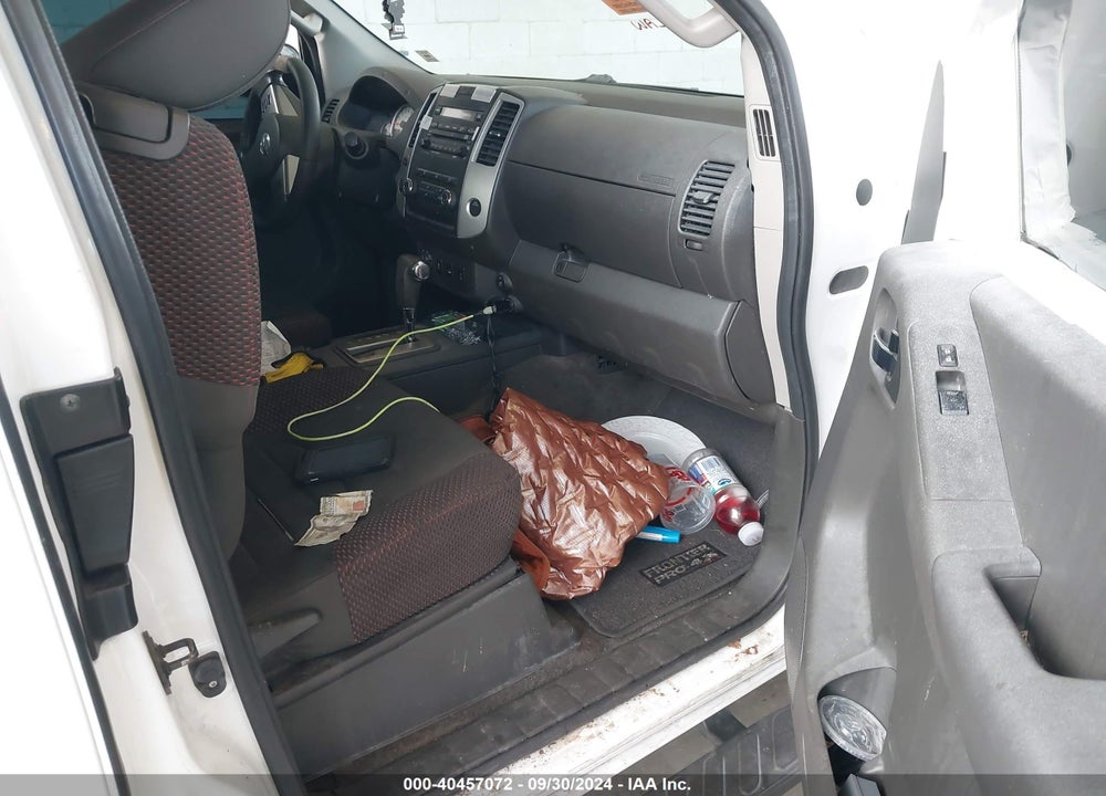 2012 NISSAN FRONTIER PRO-4X/SV VIN: 1N6AD0CW2CC410677