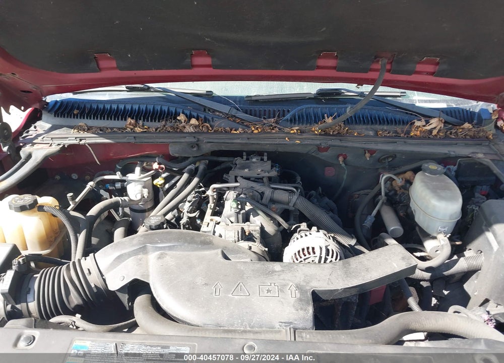 2005 CHEVROLET SUBURBAN 1500 LT VIN: 3GNFK16Z55G200124