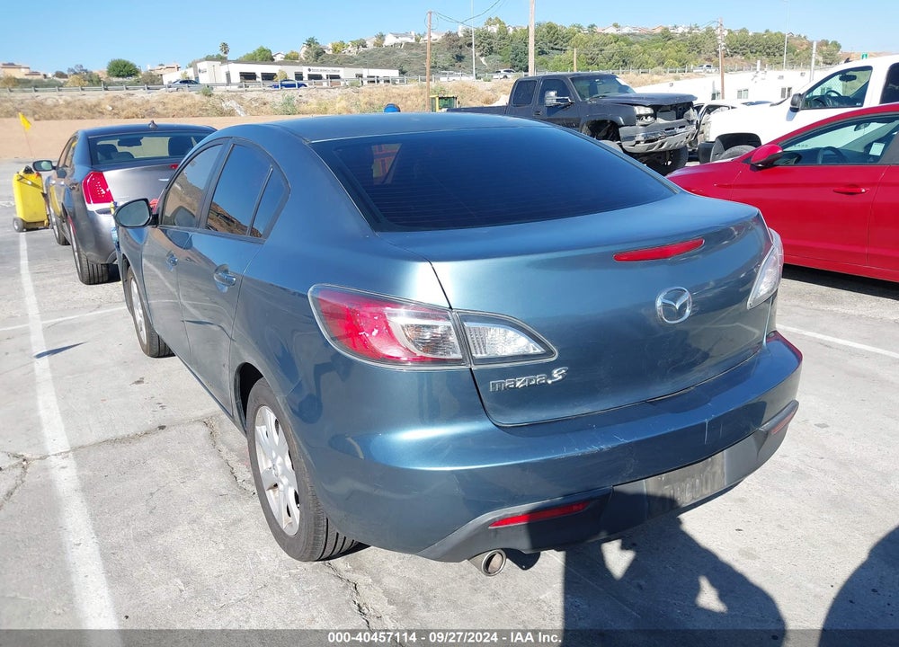 2011 MAZDA 3 I TOURING VIN: JM1BL1VG2B1390043