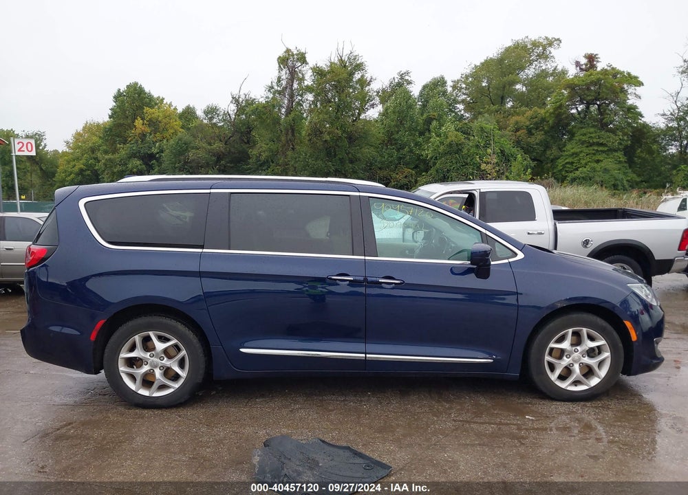 2017 CHRYSLER PACIFICA TOURING L PLUS VIN: 2C4RC1EG6HR577515