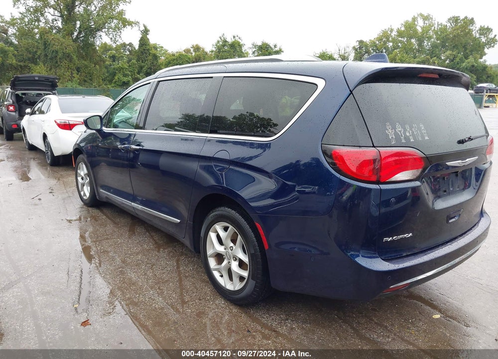2017 CHRYSLER PACIFICA TOURING L PLUS VIN: 2C4RC1EG6HR577515
