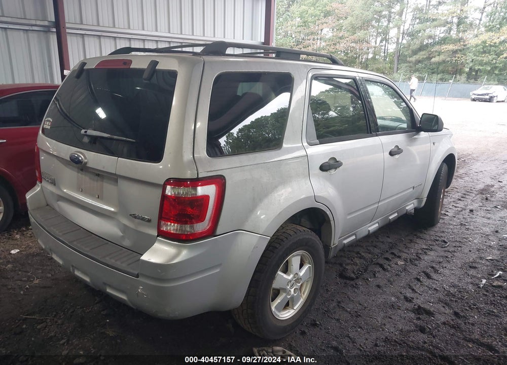 2008 FORD ESCAPE XLT VIN: 1FMCU93178KB84469
