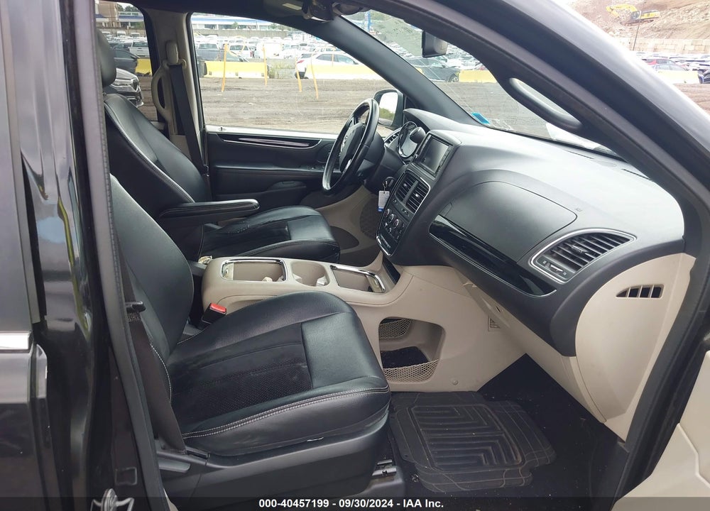 2017 DODGE GRAND CARAVAN SXT VIN: 2C4RDGCG2HR858763