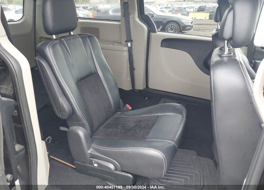 2017 DODGE GRAND CARAVAN SXT VIN: 2C4RDGCG2HR858763